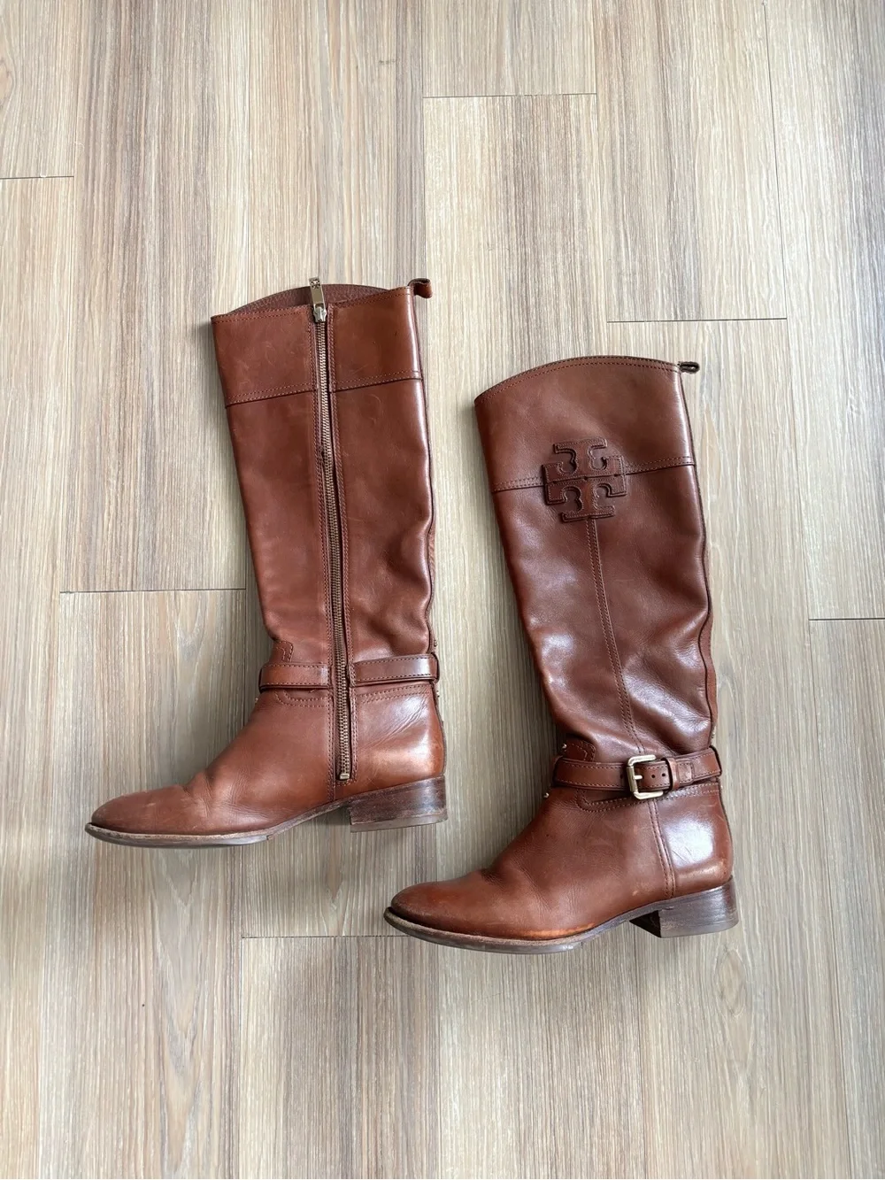 Tory Burch Riding Boots Brown Leather Logo Womens US 7.5 Classic Cowgirl Preppy